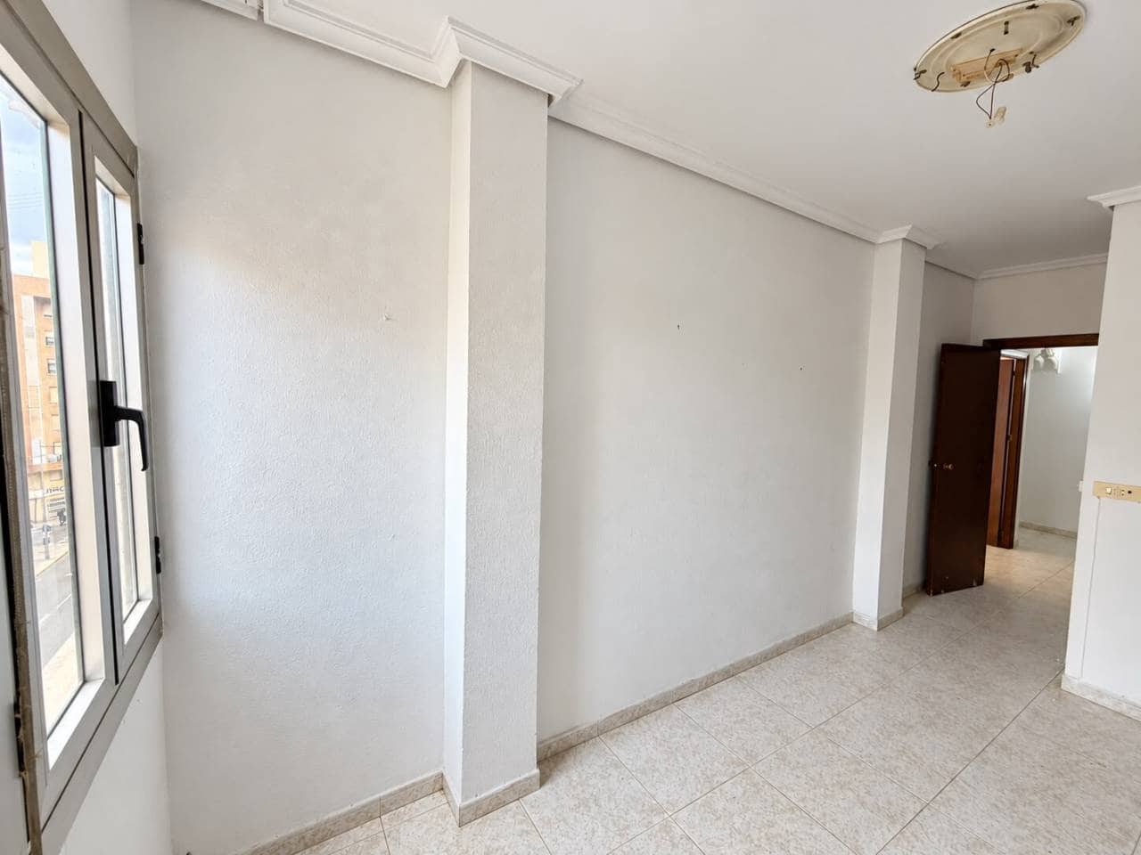 3 bedroom Flat for sale in Castello de la Plana - € 144,000 (Ref: 10170396)
