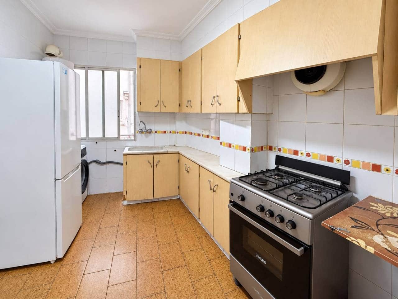 3 bedroom Flat for sale in Castello de la Plana - € 144,000 (Ref: 10170396)