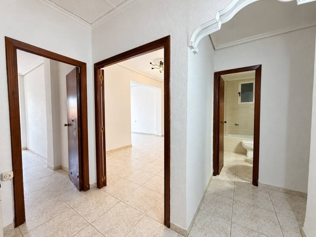 3 bedroom Flat for sale in Castello de la Plana - € 144,000 (Ref: 10170396)