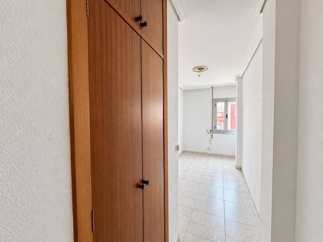 3 bedroom Flat for sale in Castello de la Plana - € 144,000 (Ref: 10170396)