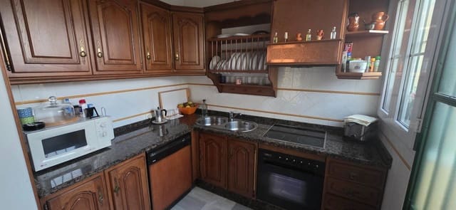 4 quarto Moradia em Banda para venda em Isla Cristina com piscina garagem - 380 000 € (Ref: 10049278)