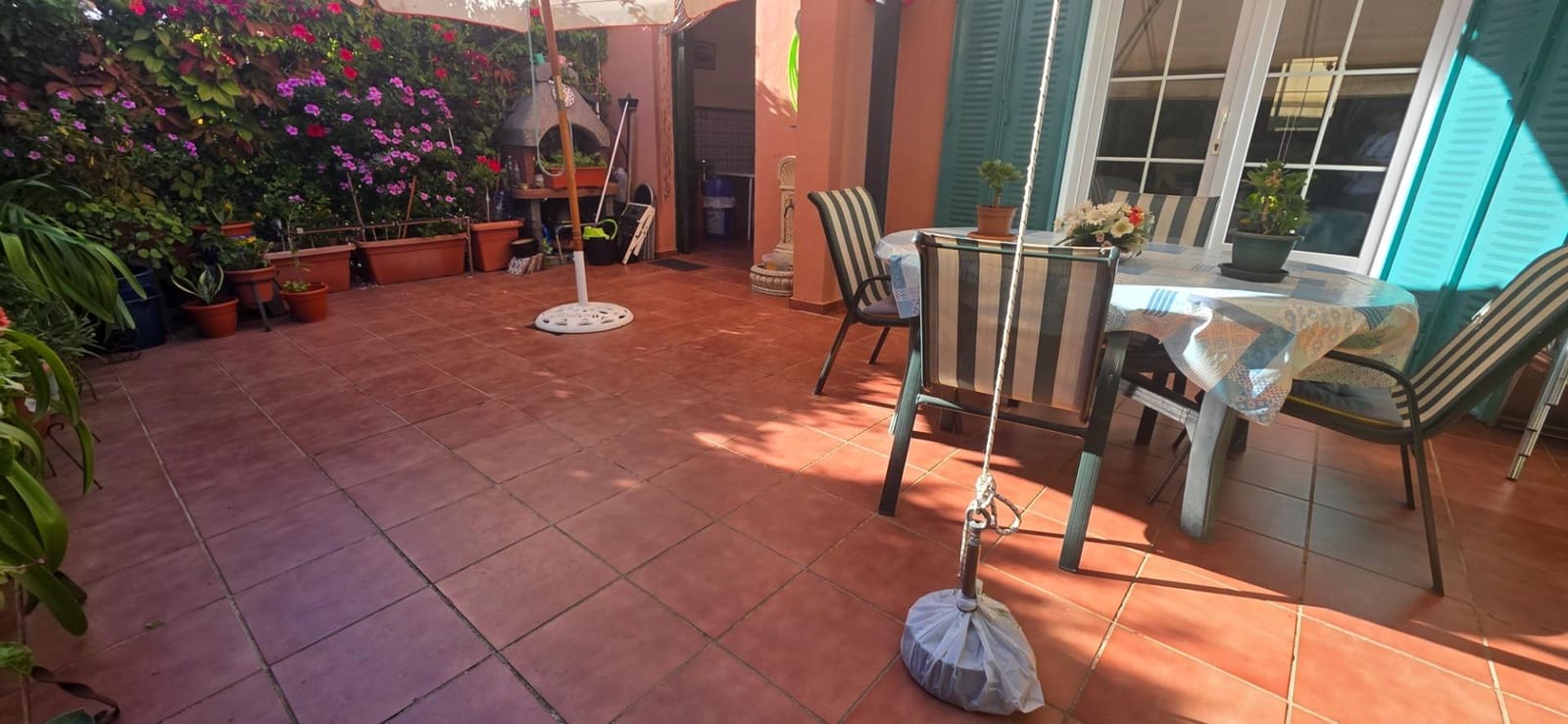 4 quarto Moradia em Banda para venda em Isla Cristina com piscina garagem - 380 000 € (Ref: 10049278)