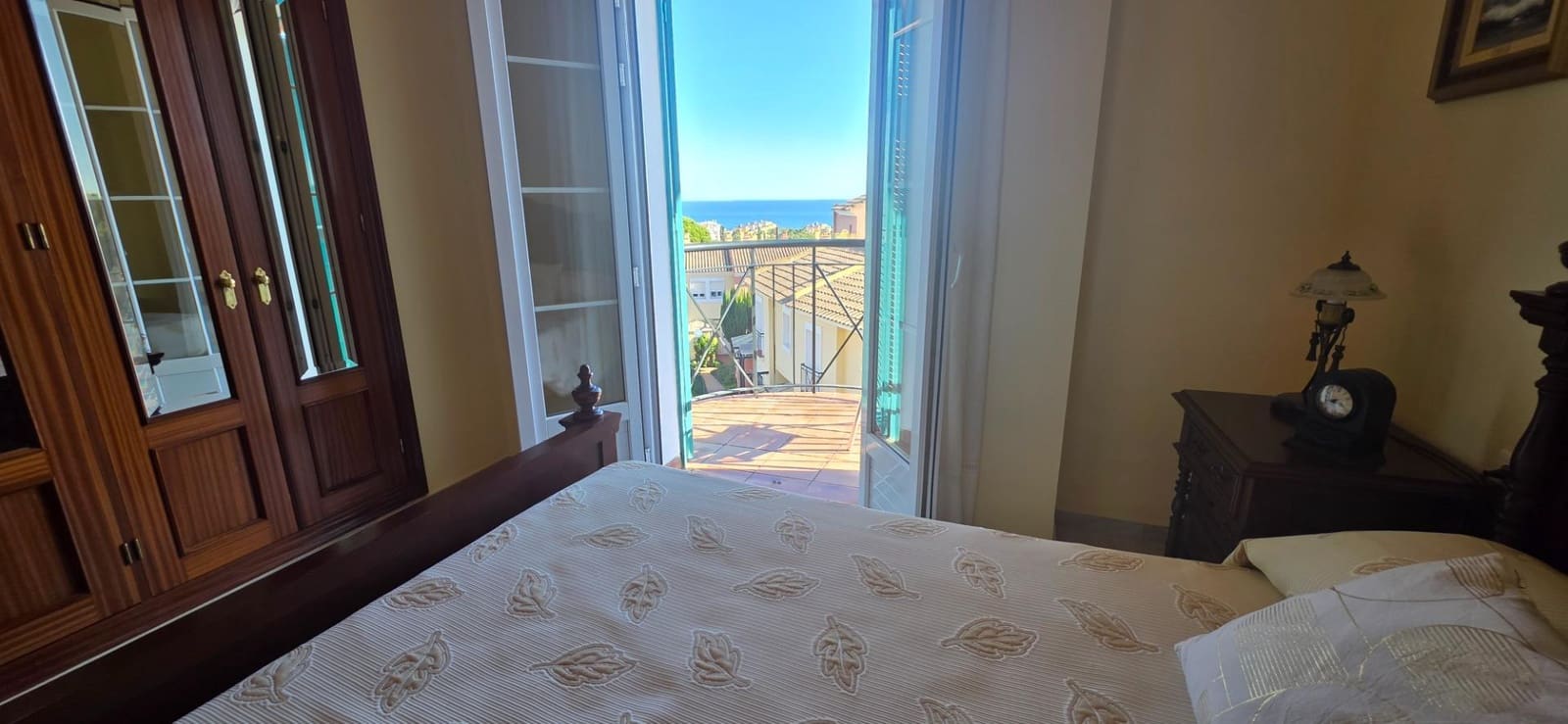 4 quarto Moradia em Banda para venda em Isla Cristina com piscina garagem - 380 000 € (Ref: 10049278)