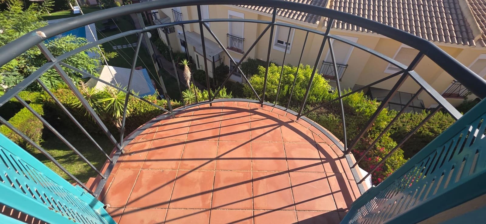 4 quarto Moradia em Banda para venda em Isla Cristina com piscina garagem - 380 000 € (Ref: 10049278)