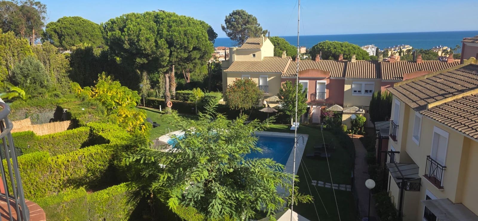 4 quarto Moradia em Banda para venda em Isla Cristina com piscina garagem - 380 000 € (Ref: 10049278)