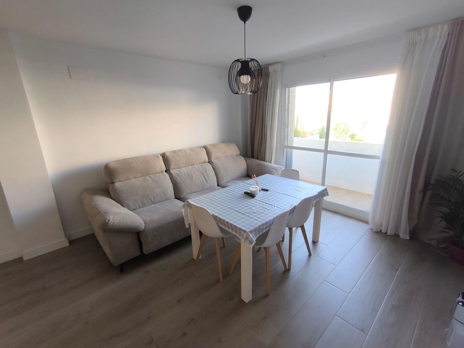 3 slaapkamer Flat te koop in Huelva stad - € 160.000 (Ref: 10081234)