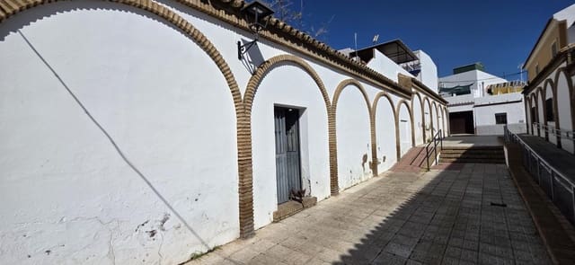 4 bedroom Townhouse for sale in Gibraleón - € 189,990 (Ref: 10098424)