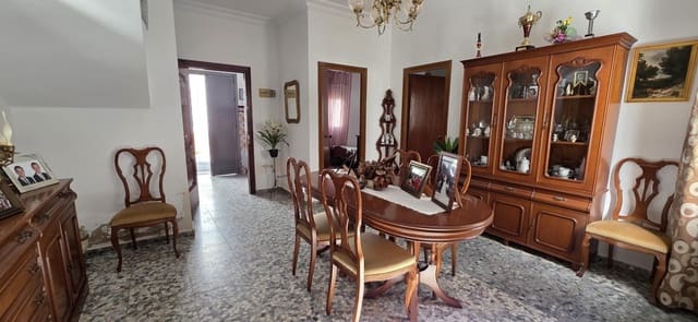 4 bedroom Townhouse for sale in Gibraleón - € 189,990 (Ref: 10098424)