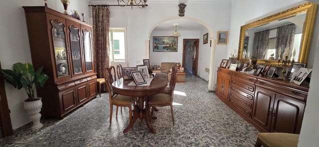 4 bedroom Townhouse for sale in Gibraleón - € 189,990 (Ref: 10098424)