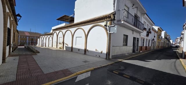 4 bedroom Townhouse for sale in Gibraleón - € 189,990 (Ref: 10098424)