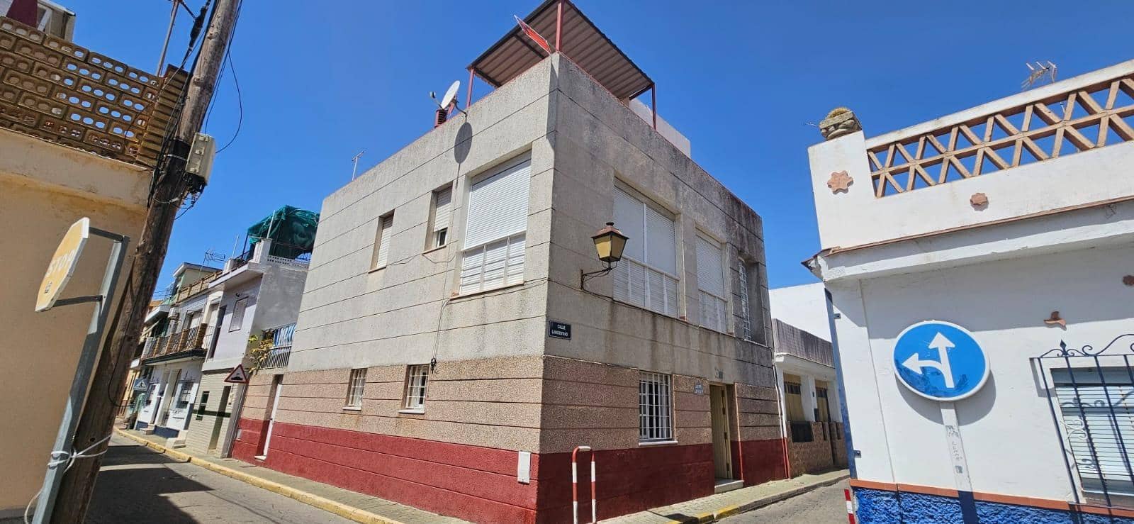 4 bedroom Townhouse for sale in Punta Umbria - € 362,990 (Ref: 10100450)