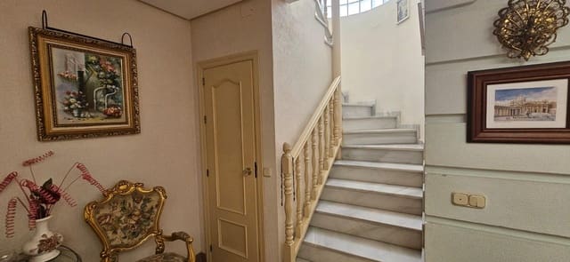 4 slaapkamer Huis te koop in Punta Umbría - € 362.990 (Ref: 10100450)