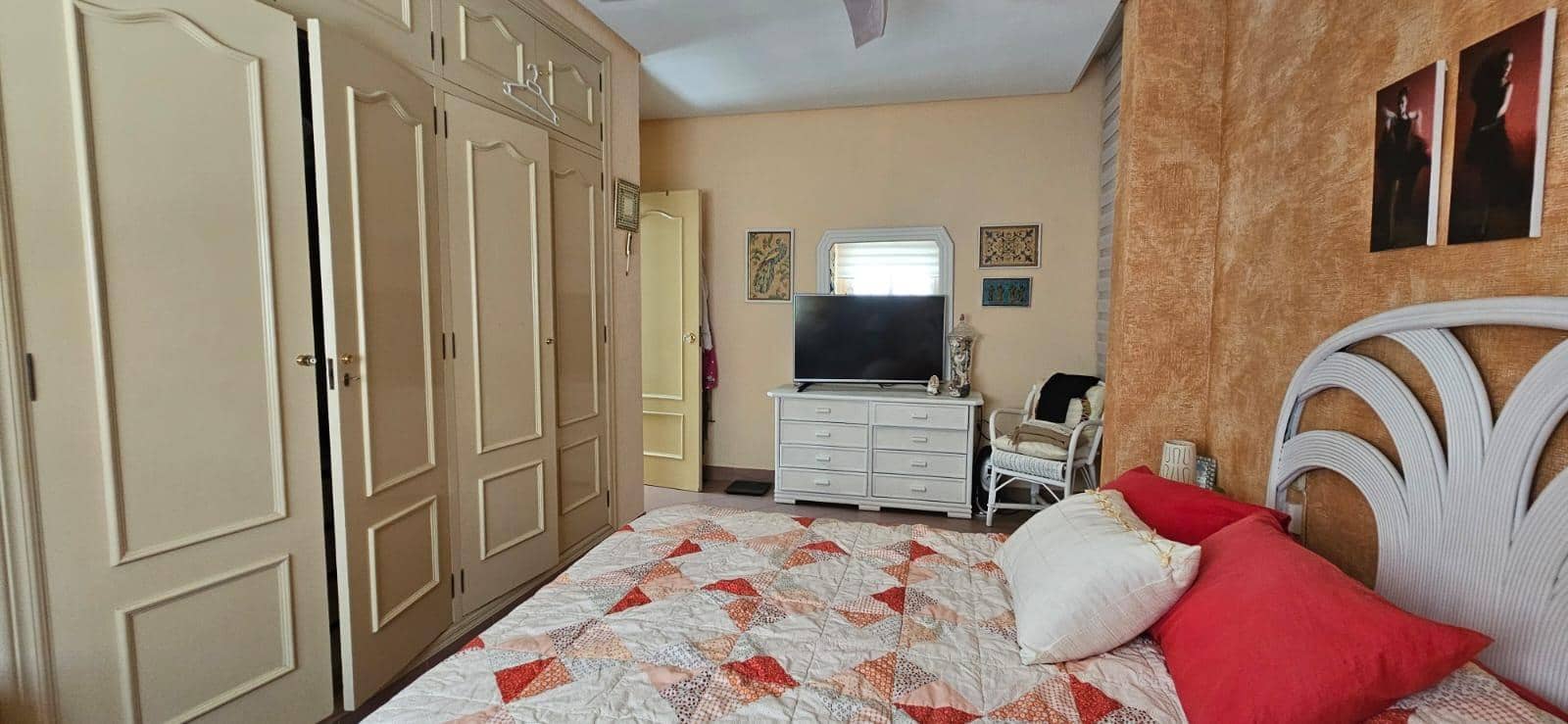 4 bedroom Townhouse for sale in Punta Umbria - € 362,990 (Ref: 10100450)