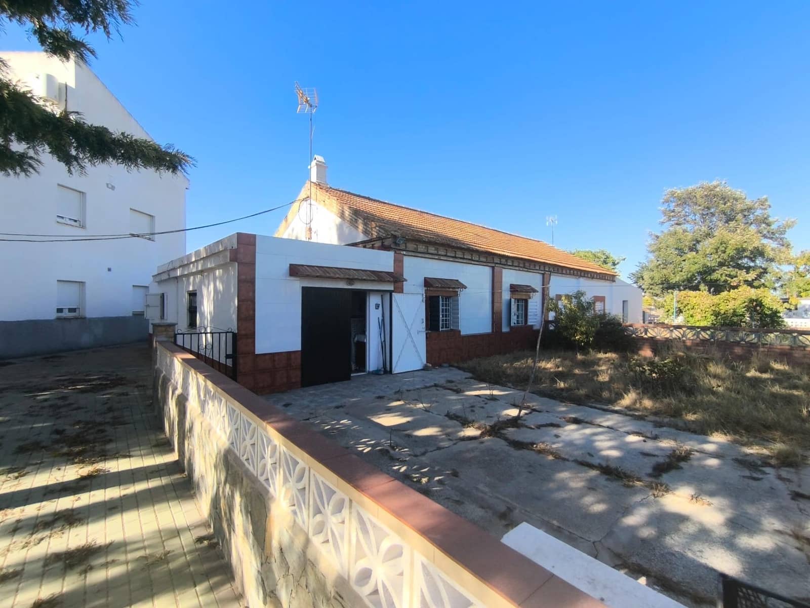 Pareado de 4 habitaciones en Corrales del Vino en venta - 280.000 € (Ref: 10115873)