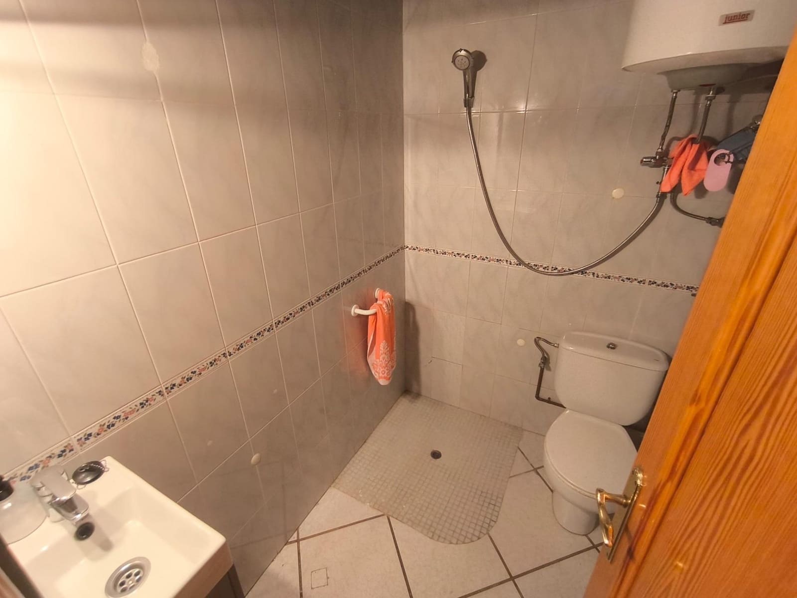 Pareado de 4 habitaciones en Corrales del Vino en venta - 280.000 € (Ref: 10115873)