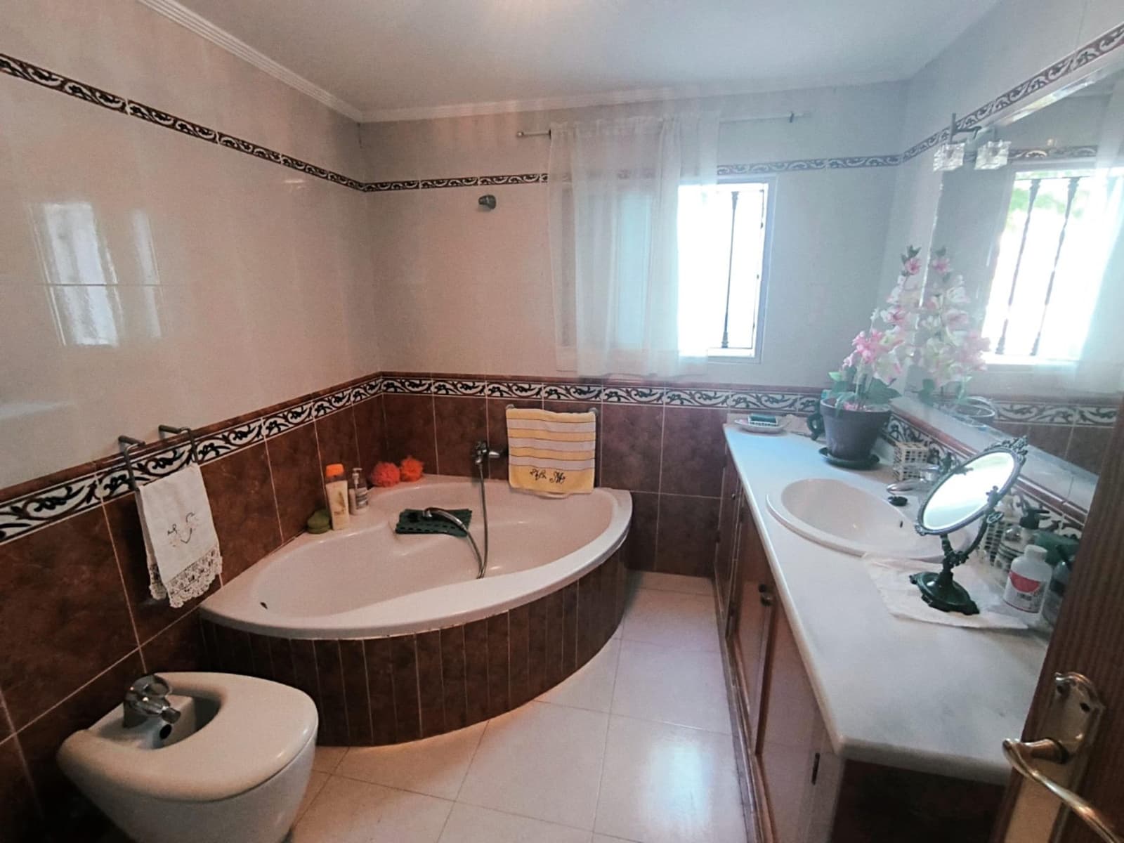 Pareado de 4 habitaciones en Corrales del Vino en venta - 280.000 € (Ref: 10115873)