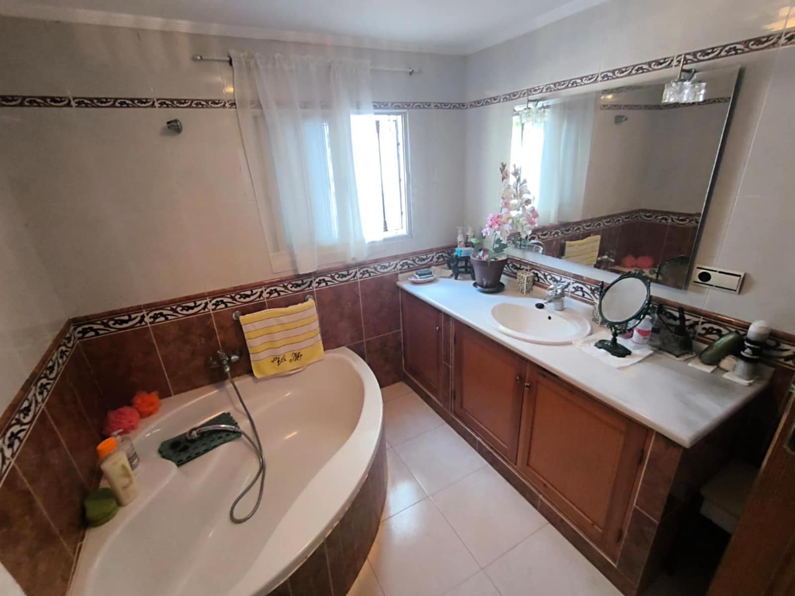 Pareado de 4 habitaciones en Corrales del Vino en venta - 280.000 € (Ref: 10115873)