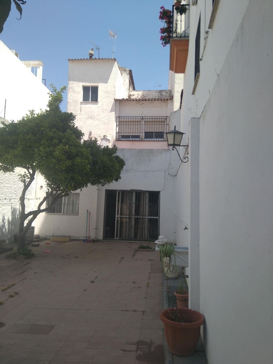 3 sovrum Villa till salu i Huelva stad med garage - 350 000 € (Ref: 9569140)