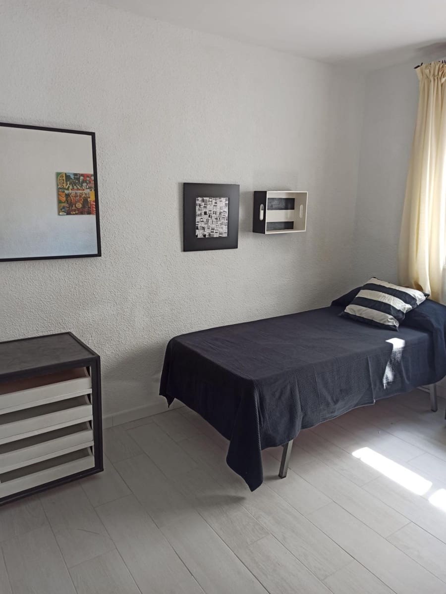 Piso de 3 habitaciones en Punta Umbría en alquiler - 3.500 € (Ref: 9569141)