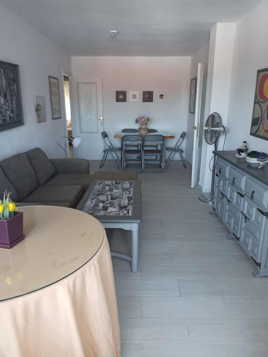 Piso de 3 habitaciones en Punta Umbría en alquiler - 3.500 € (Ref: 9569141)