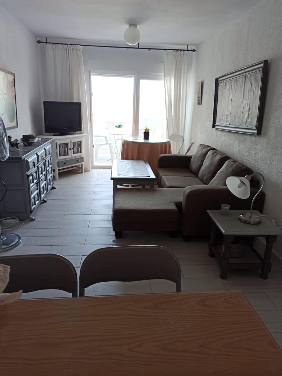 Piso de 3 habitaciones en Punta Umbría en alquiler - 3.500 € (Ref: 9569141)