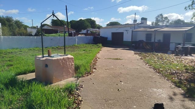 3 slaapkamer Finca/Landhuis te koop in Beas - € 260.000 (Ref: 9569159)