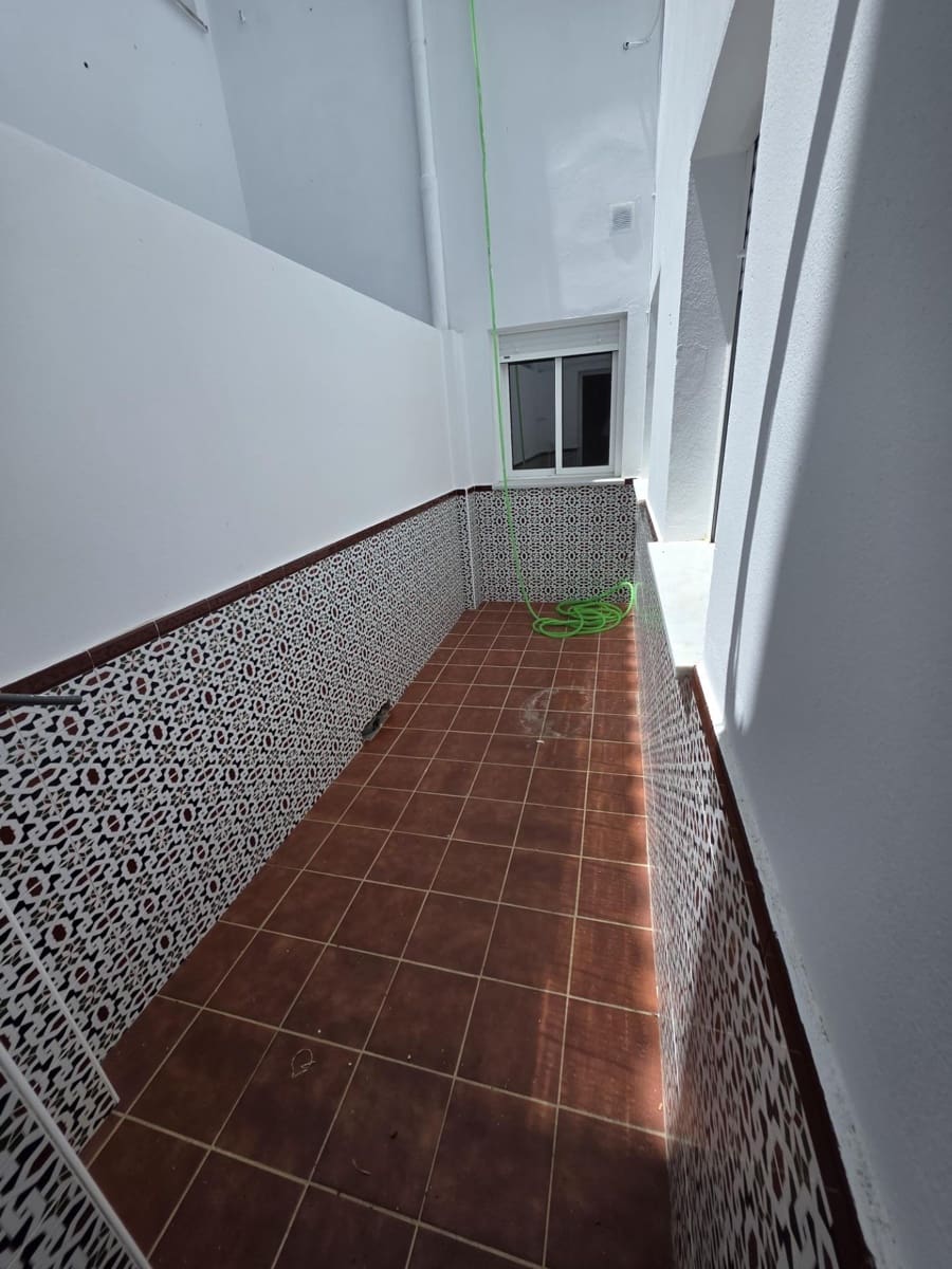 3 bedroom Flat for sale in Beas - € 85,000 (Ref: 9569166)