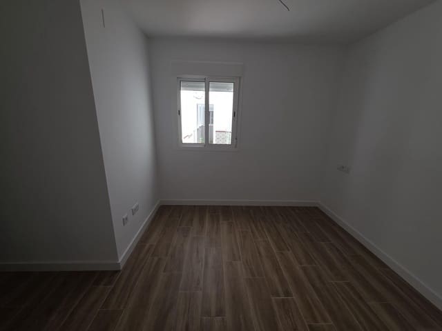 3 bedroom Flat for sale in Beas - € 85,000 (Ref: 9569166)