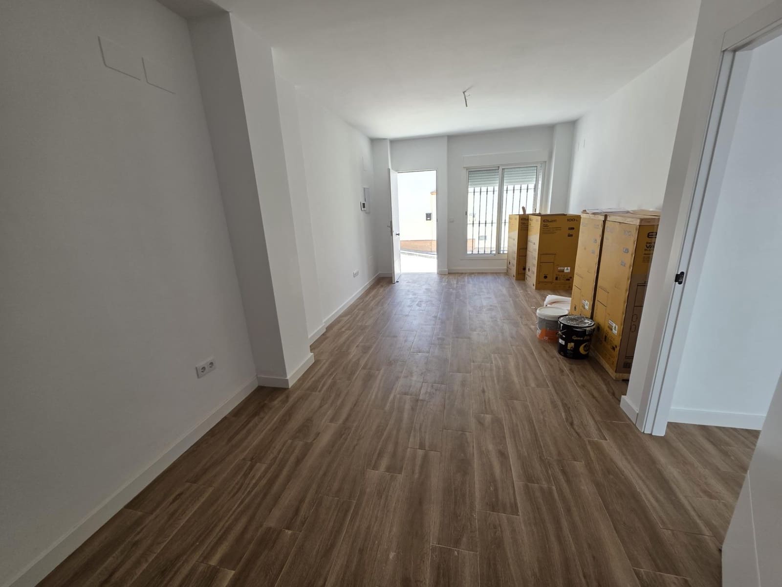 3 bedroom Flat for sale in Beas - € 85,000 (Ref: 9569166)