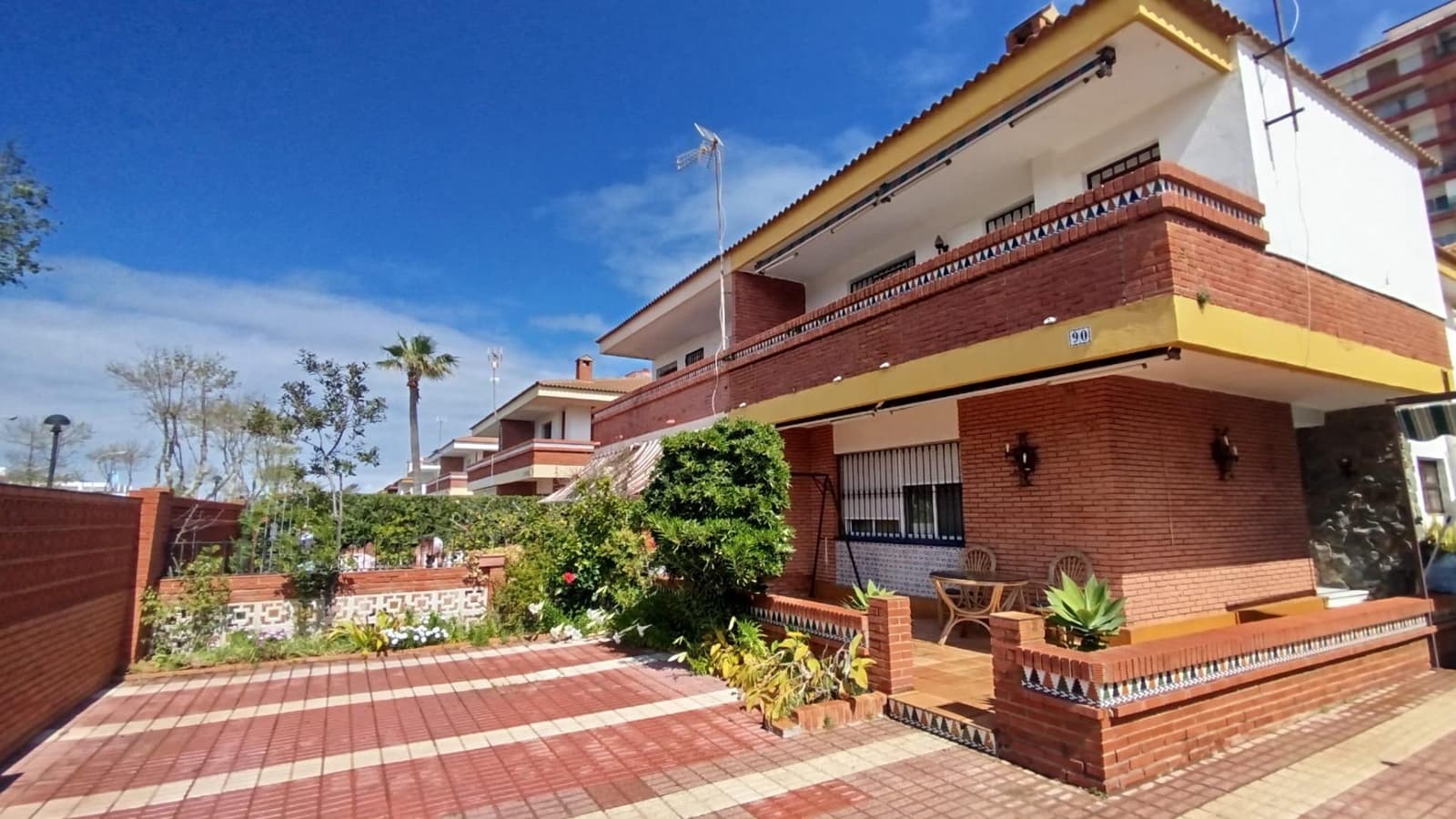 5 sovrum Villa till salu i Punta Umbria - 465 000 € (Ref: 9569169)