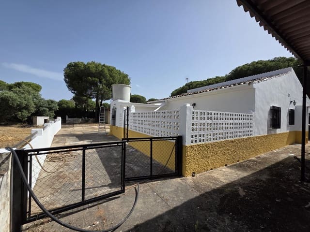 3 slaapkamer Finca/Landhuis te koop in Beas met zwembad - € 190.000 (Ref: 9569171)