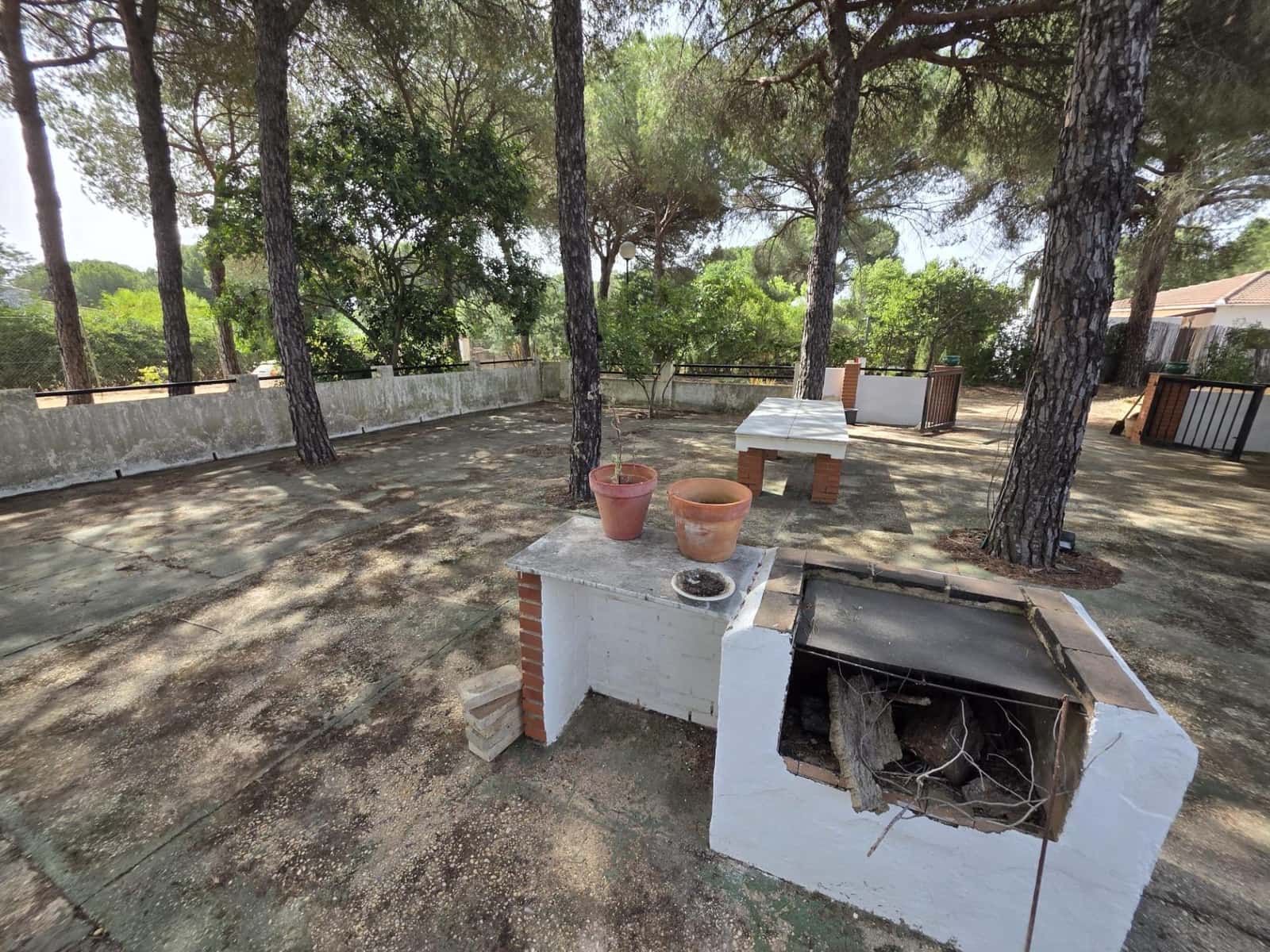 3 slaapkamer Finca/Landhuis te koop in Beas met zwembad - € 190.000 (Ref: 9569171)