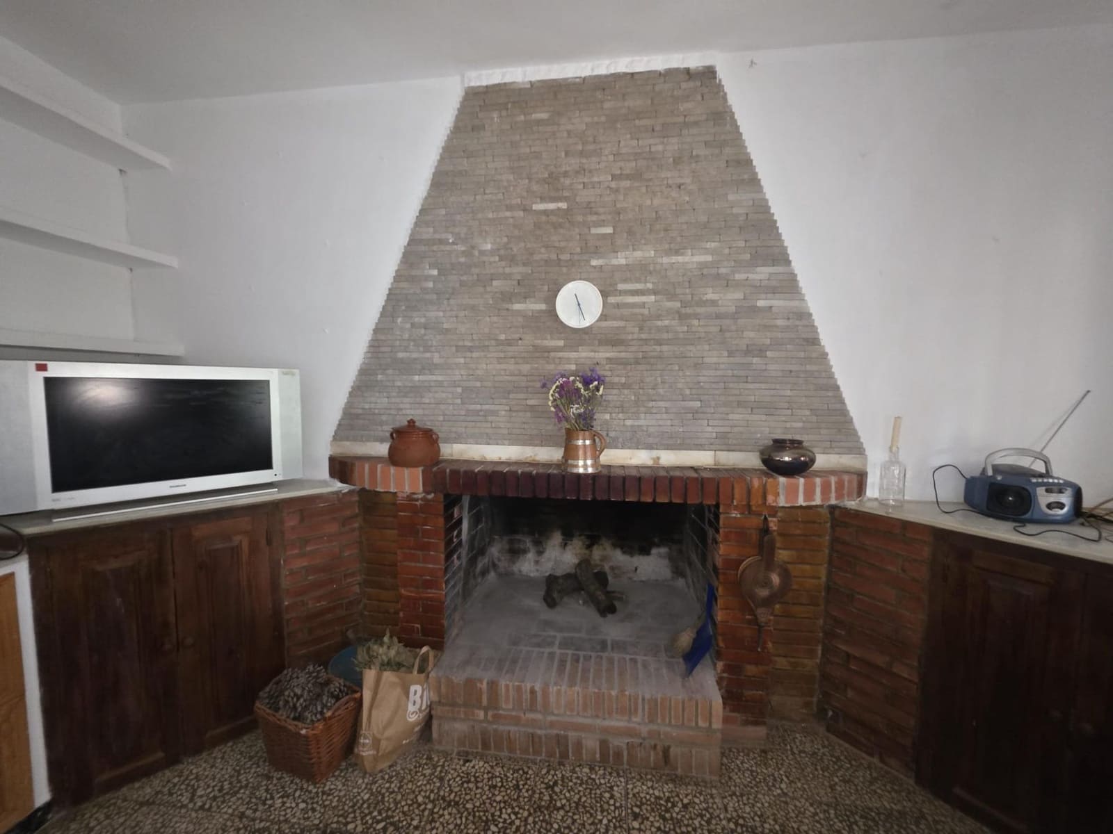 3 slaapkamer Finca/Landhuis te koop in Beas met zwembad - € 190.000 (Ref: 9569171)