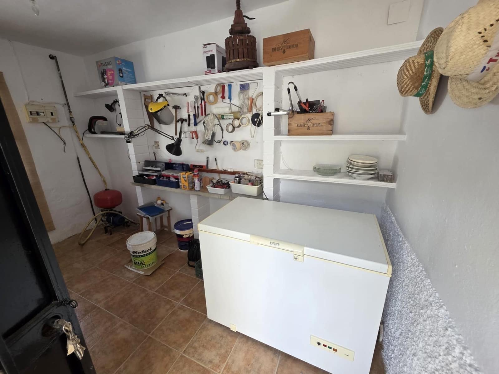 3 slaapkamer Finca/Landhuis te koop in Beas met zwembad - € 190.000 (Ref: 9569171)