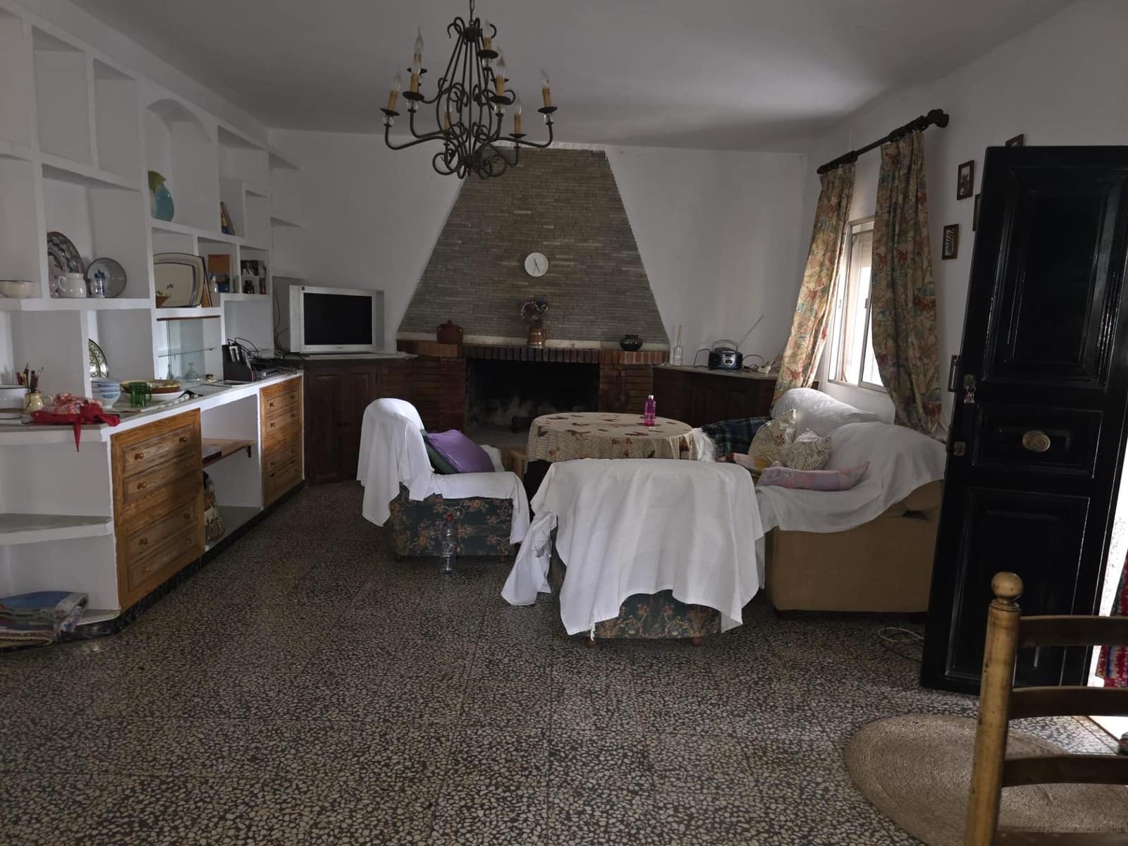 3 slaapkamer Finca/Landhuis te koop in Beas met zwembad - € 190.000 (Ref: 9569171)