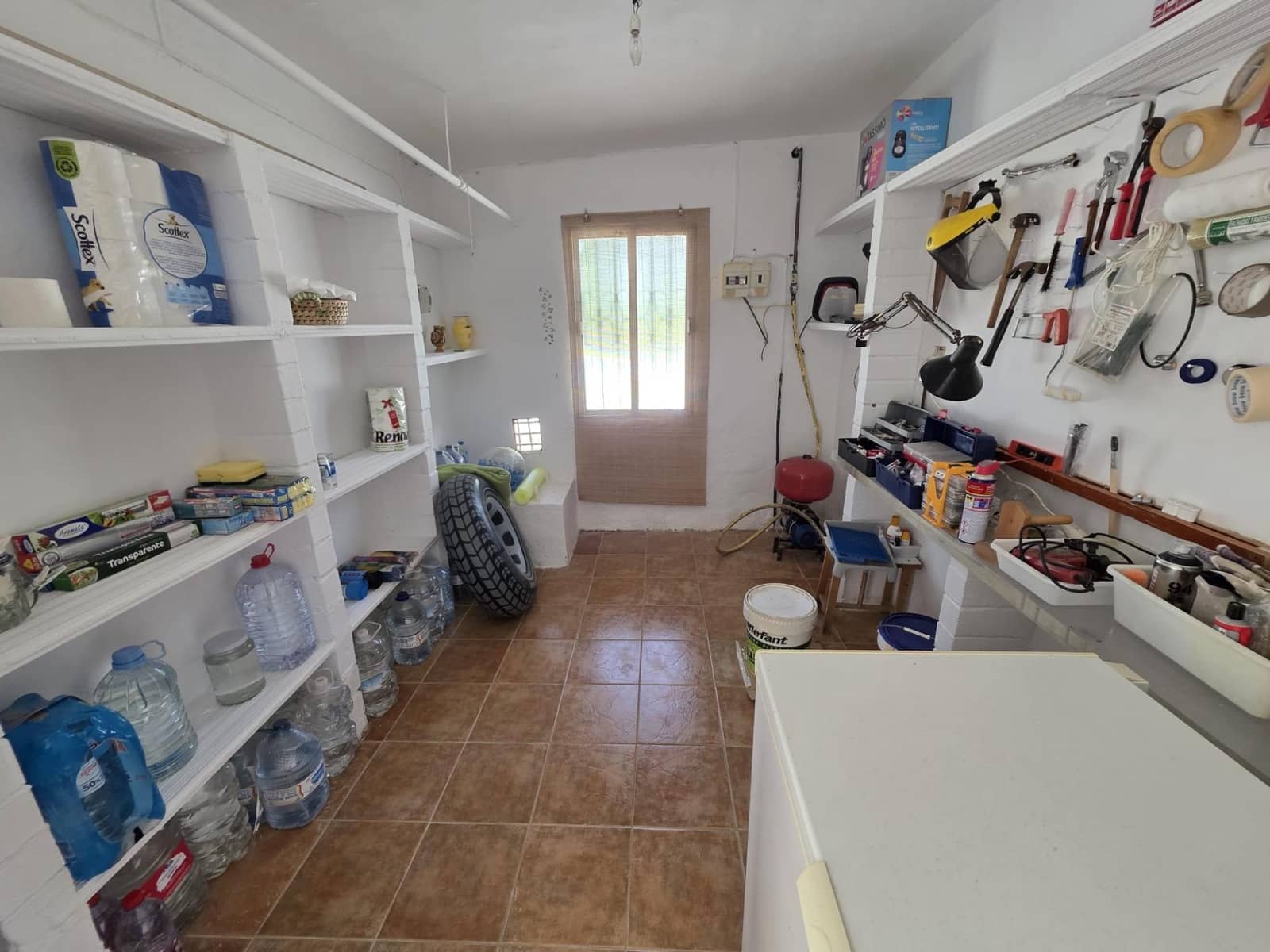 3 slaapkamer Finca/Landhuis te koop in Beas met zwembad - € 190.000 (Ref: 9569171)