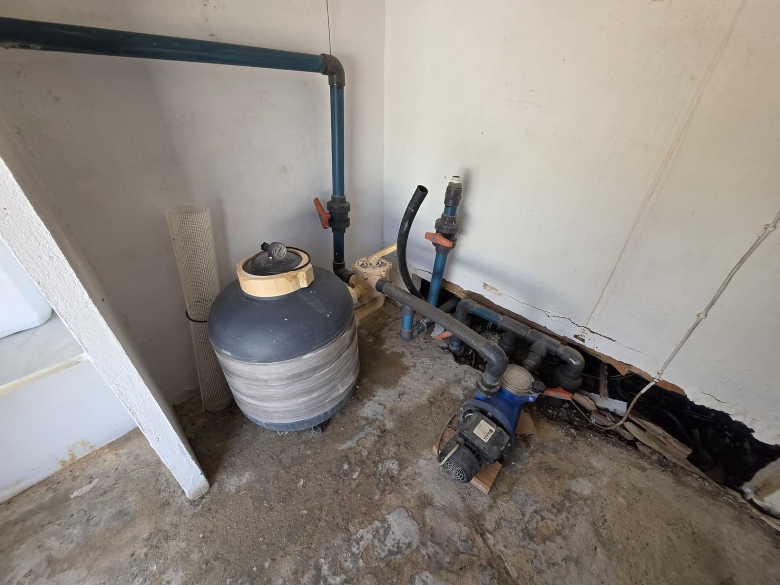 3 slaapkamer Finca/Landhuis te koop in Beas met zwembad - € 190.000 (Ref: 9569171)