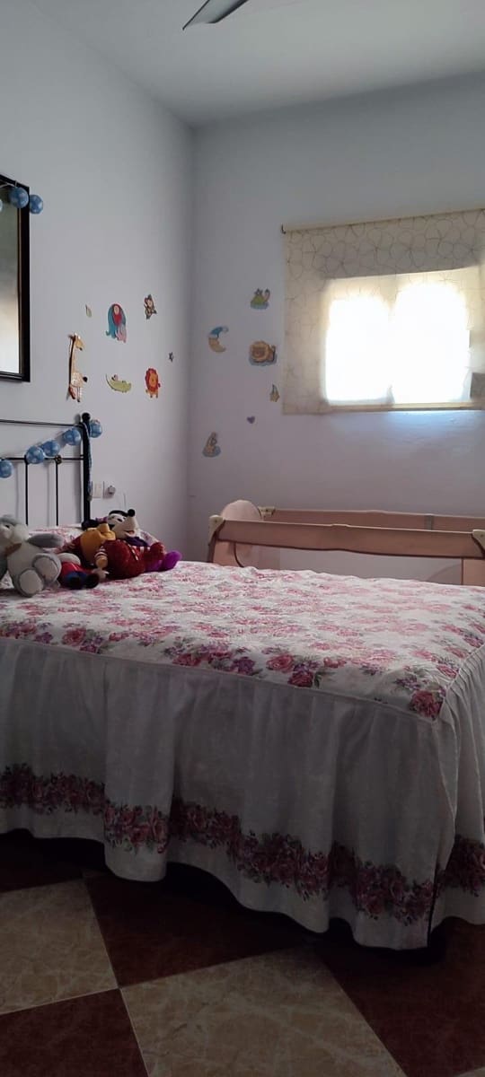 4 slaapkamer Finca/Landhuis te koop in Beas met garage - € 259.075 (Ref: 9569173)