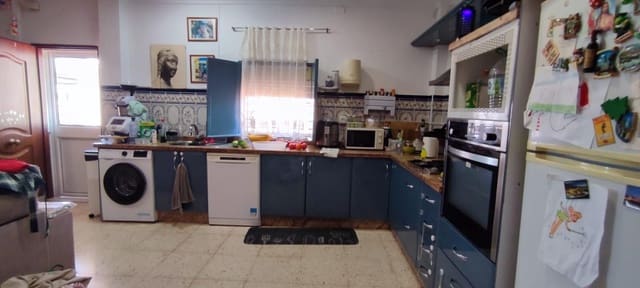 4 slaapkamer Finca/Landhuis te koop in Beas met garage - € 259.075 (Ref: 9569173)