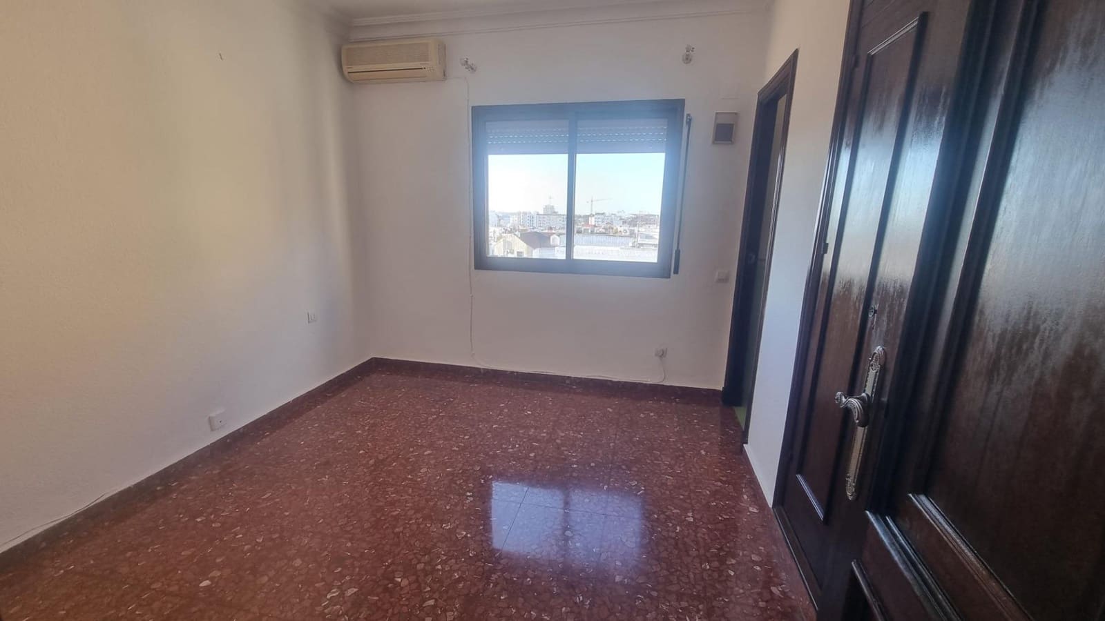 2 bedroom Flat for sale in Huelva city - € 239,990 (Ref: 9569174)