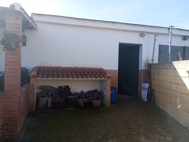 4 slaapkamer Finca/Landhuis te koop in Gibraleón - € 258.990 (Ref: 9569189)