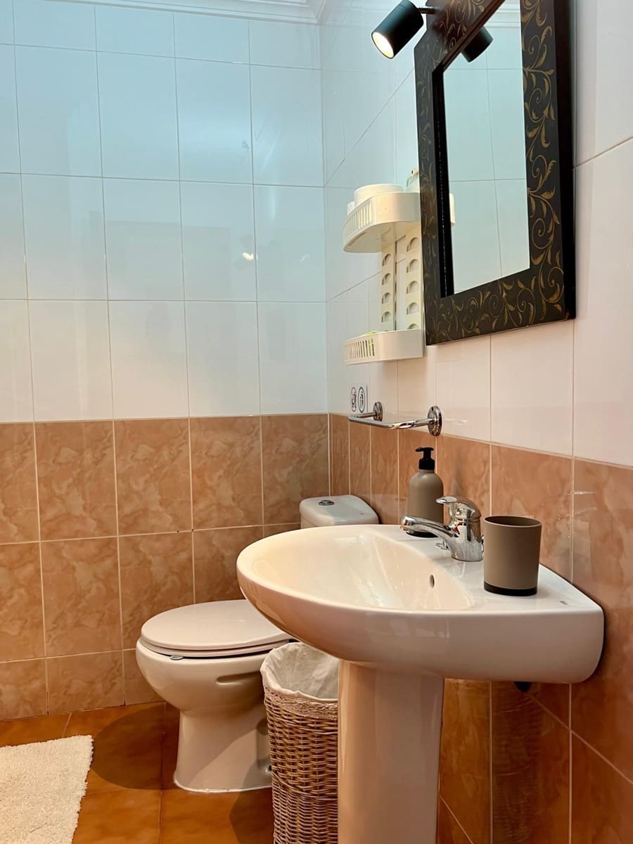 Piso de 3 habitaciones en Punta Umbría en alquiler - 1.800 € (Ref: 9569191)