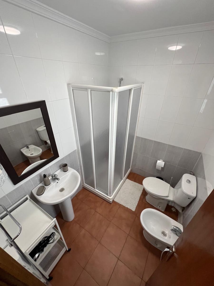 Piso de 3 habitaciones en Punta Umbría en alquiler - 1.800 € (Ref: 9569191)