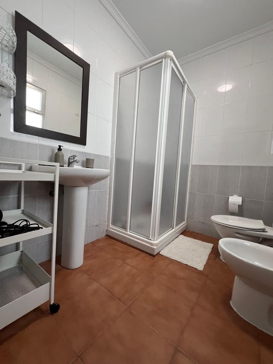 Piso de 3 habitaciones en Punta Umbría en alquiler - 1.800 € (Ref: 9569191)