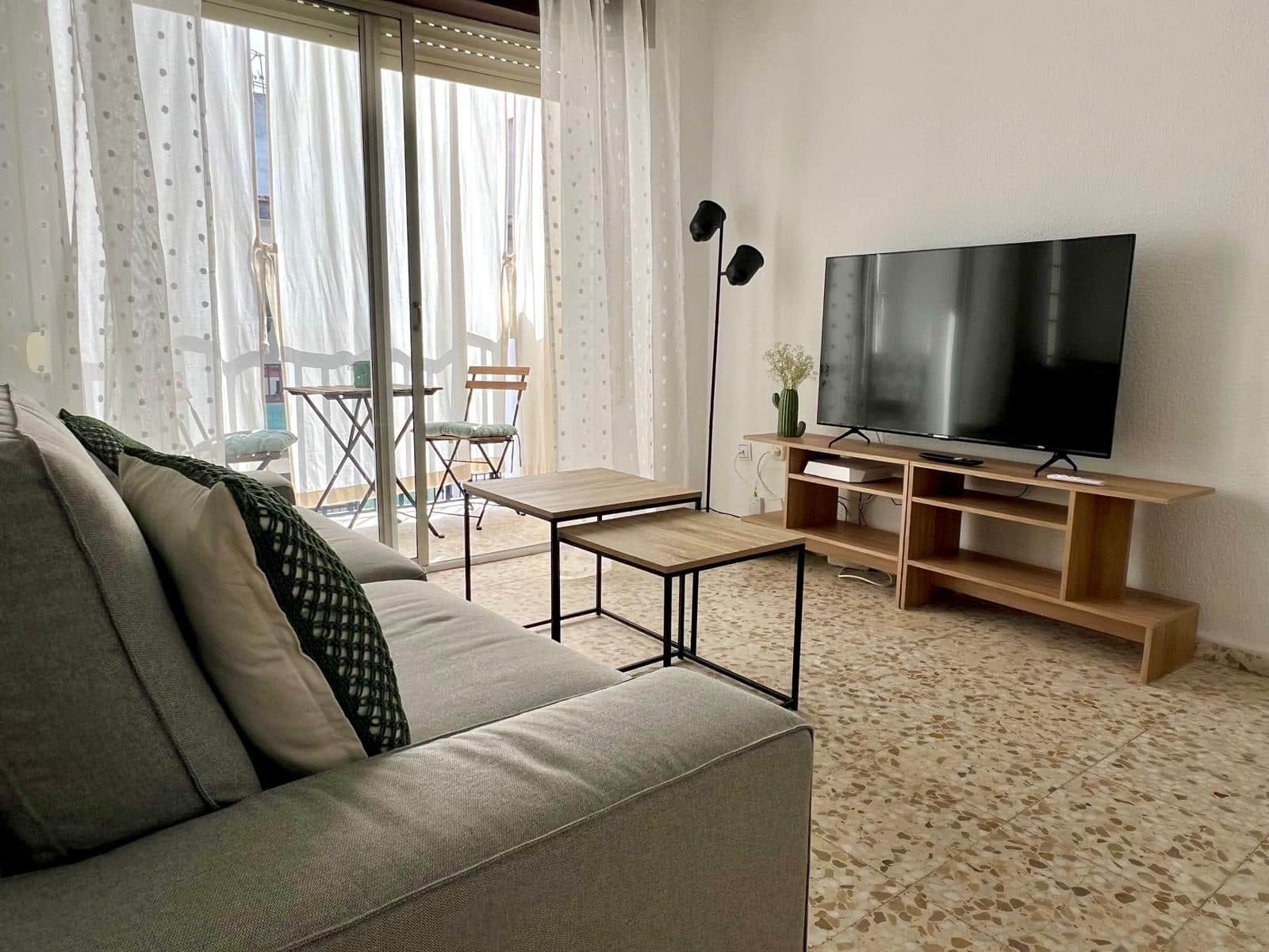 Piso de 3 habitaciones en Punta Umbría en alquiler - 1.800 € (Ref: 9569191)