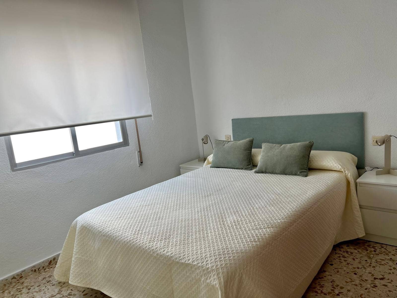 Piso de 3 habitaciones en Punta Umbría en alquiler - 1.800 € (Ref: 9569191)