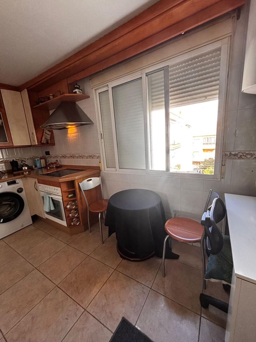 3 sypialnia Mieszkanie na sprzedaż w Miasto Huelva - 150 000 € (Ref: 9569192)