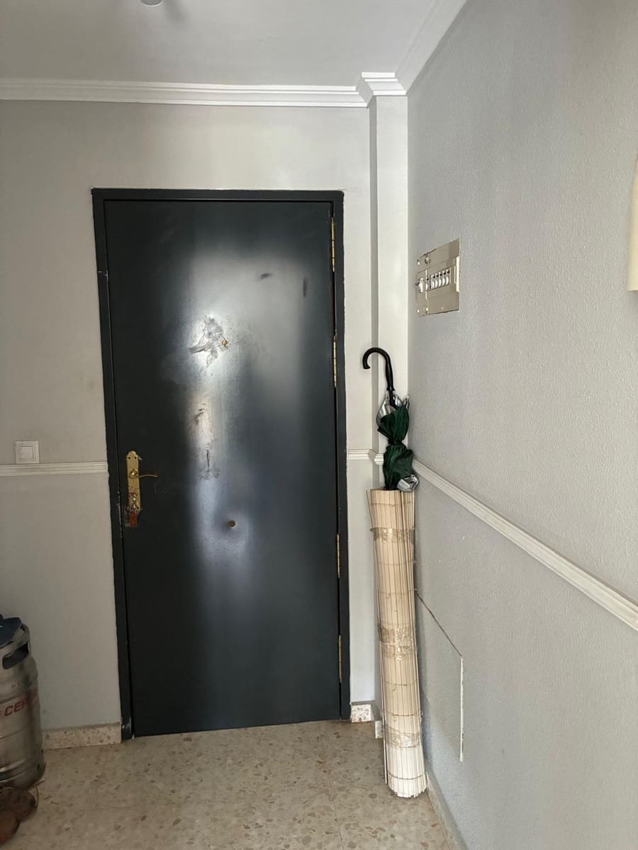 Piso de 3 habitaciones en Gibraleón en venta - 84.999 € (Ref: 9615384)