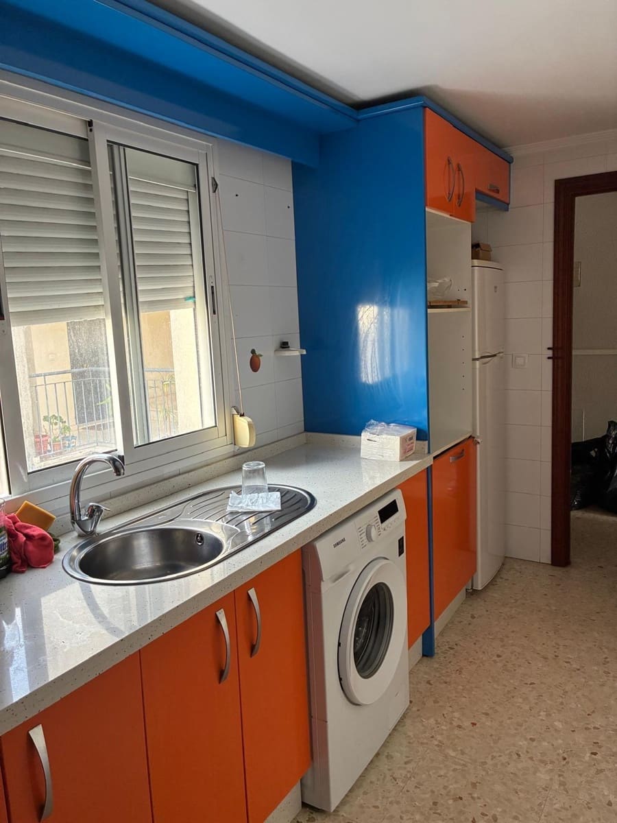 Piso de 3 habitaciones en Gibraleón en venta - 84.999 € (Ref: 9615384)