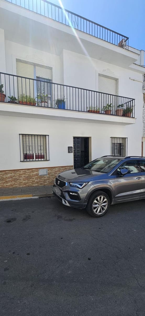 3 bedroom Apartment for sale in Gibraleon - € 149,990 (Ref: 9839215)